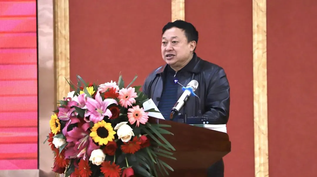 大学篮球运动员的耐力训练方案是什么?_0